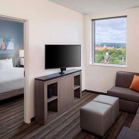 Hyatt House Augusta Downtown Hotel Kültér fotó